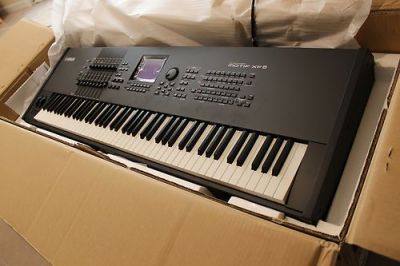 Yamaha MOTIF ES 8 88 Key Music Production Synthesizer