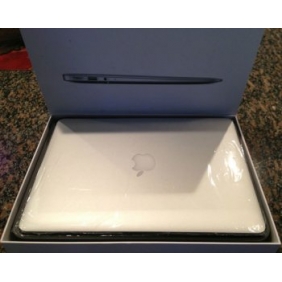 Brand new Apple MacBook Air - 512GB SSD - 8GB - 2.0GHz Intel Core i7 11 inch