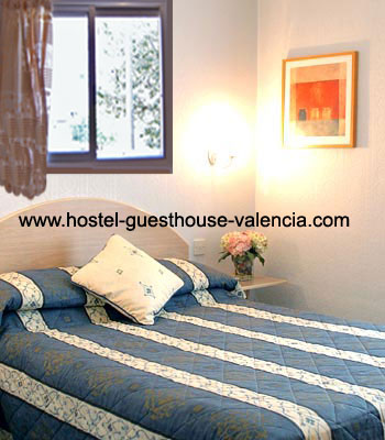 Las fallas cheap guesthouse in valencia only 35€ for person