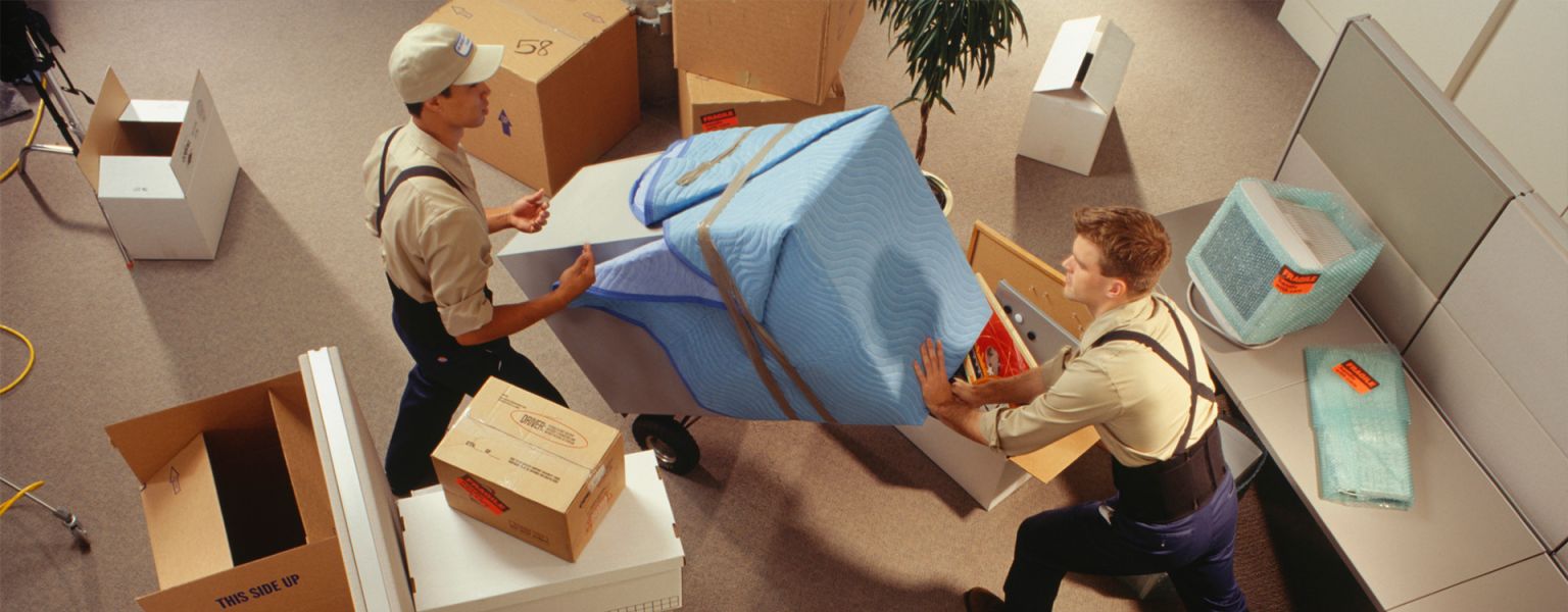 De-clutter your house easily with the best furniture removalist Australia!