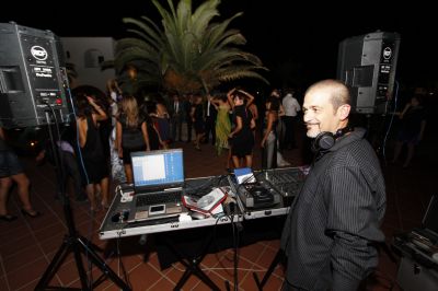 Wedding party - DJ service, live Band Tuscany Umbria Rome
