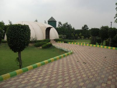        Luxury & Affordable Farmhouse/Land at Faridbaad 	 